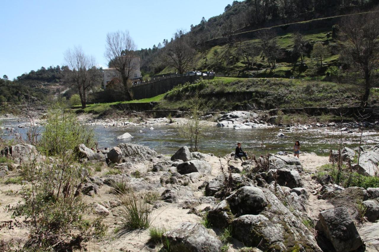 A L'Oree Des Cevennes Aigremont 외부 사진